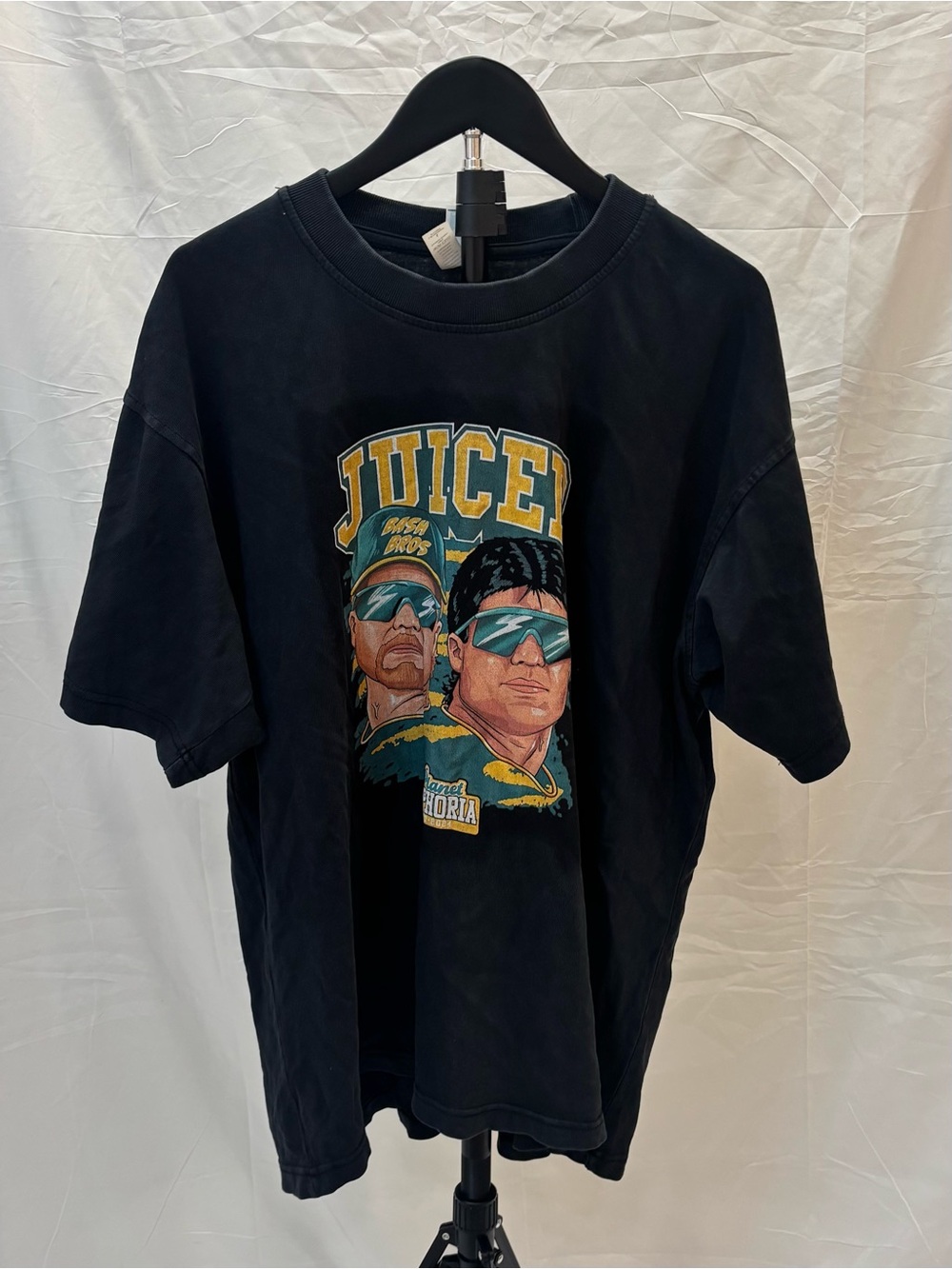 Juiced Bash Bros Planet Euphoria Graphic T-Shirt Size Large